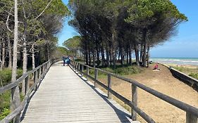 Amazing Villa With Private Garden In Bibione