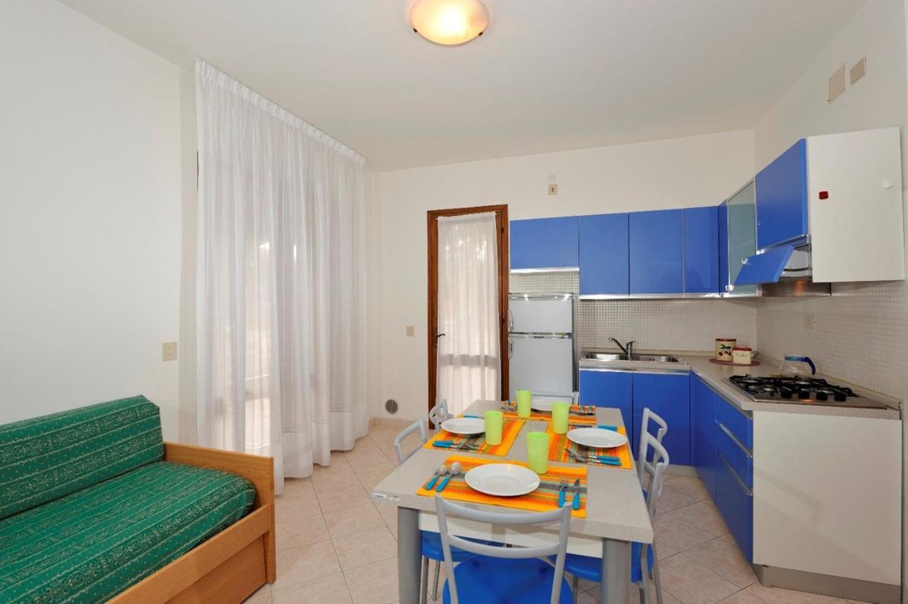 Amazing Villa With Private Garden In Бибионе Экстерьер фото